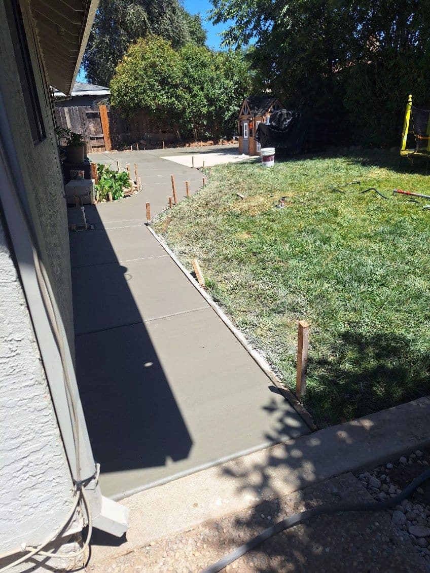 Gallery photos for Stunning Patio and Pathways Upgrade in Elk Grove: Image #3